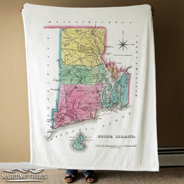 Rhode Island Vintage State Map Blanket